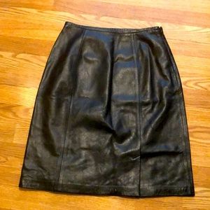 Black leather pencil skirt size 8 high waist vtg